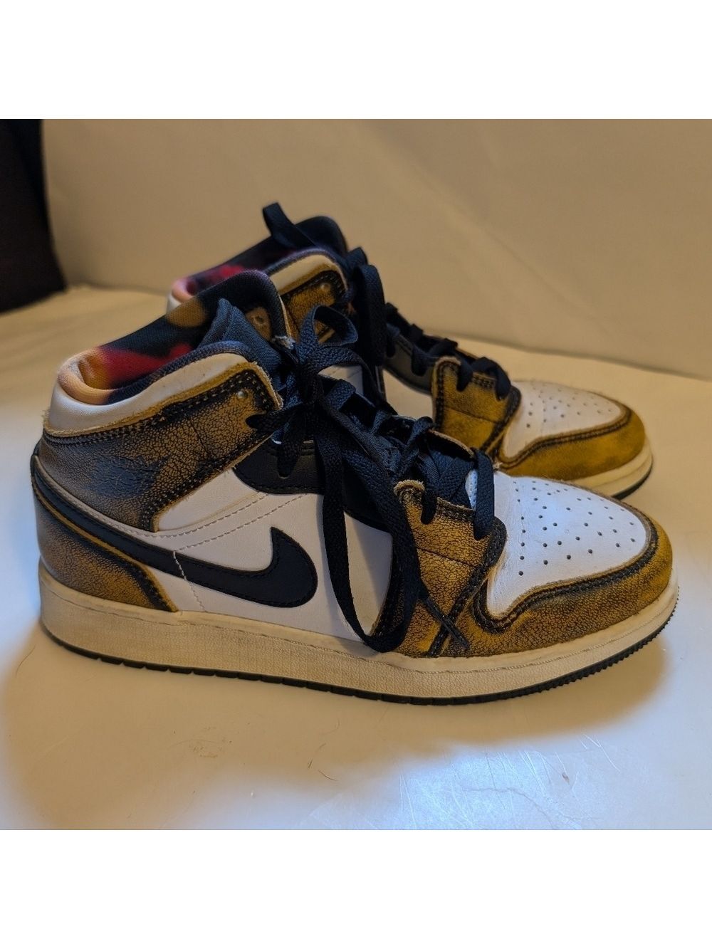 Nike High-Top Sneakers Size 5Y In VGUC